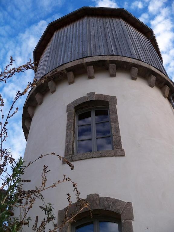 Chateau D'Eau Logement Insolite Tournemire  Extérieur photo